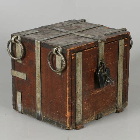 metal boxes from 1800 s|1800.